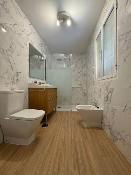 Apartamento En San Bernardo, El Barrio Torero Sevilla Exteriör bild