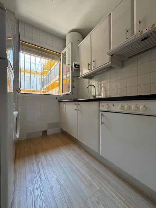 Apartamento En San Bernardo, El Barrio Torero Sevilla Exteriör bild